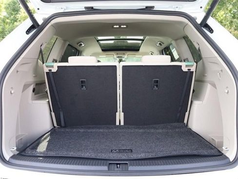 New 2026 Volkswagen Atlas SE image 7