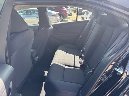 Used 2025 Toyota Corolla LE FWD image 23