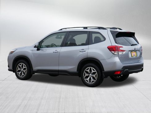 Certified 2024 Subaru Forester Premium AWD/4WD image 5