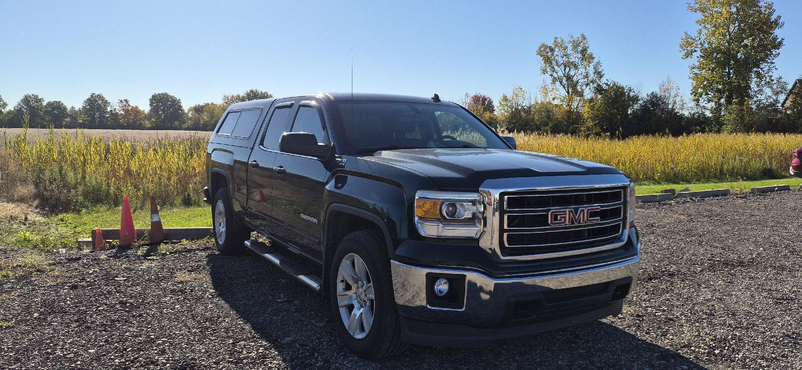 Used 2014 GMC Sierra 1500 SLE w/ SLE Value Package AWD/4WD image 2