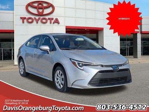 Certified 2025 Toyota Corolla Hybrid Sedan FWD image 1