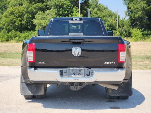 Used 2024 RAM 3500 Tradesman w/ Chrome Appearance Group AWD/4WD image 6