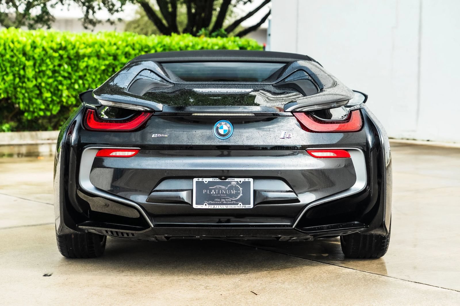 Used 2019 BMW i8 Roadster AWD/4WD image 6