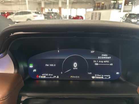 Used 2022 Lincoln Nautilus Reserve w/ Equipment Group 201A image 20