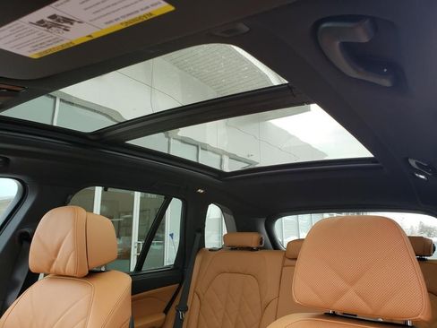 New 2026 BMW X5 M60i image 14