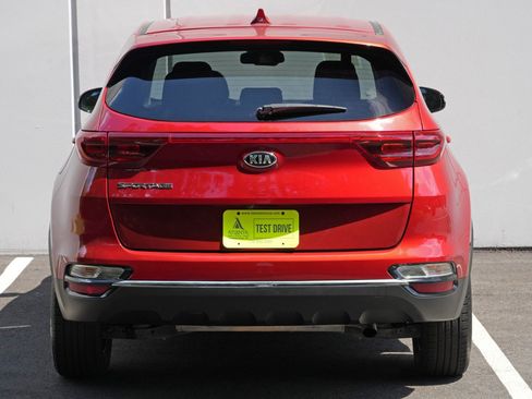 Used 2022 Kia Sportage LX w/ LX AWD Value Edition Package image 10