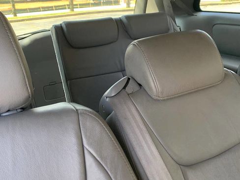 Used 2007 Toyota Sienna LE FWD image 11