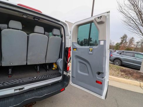 Used 2015 Ford Transit 350 XLT image 34