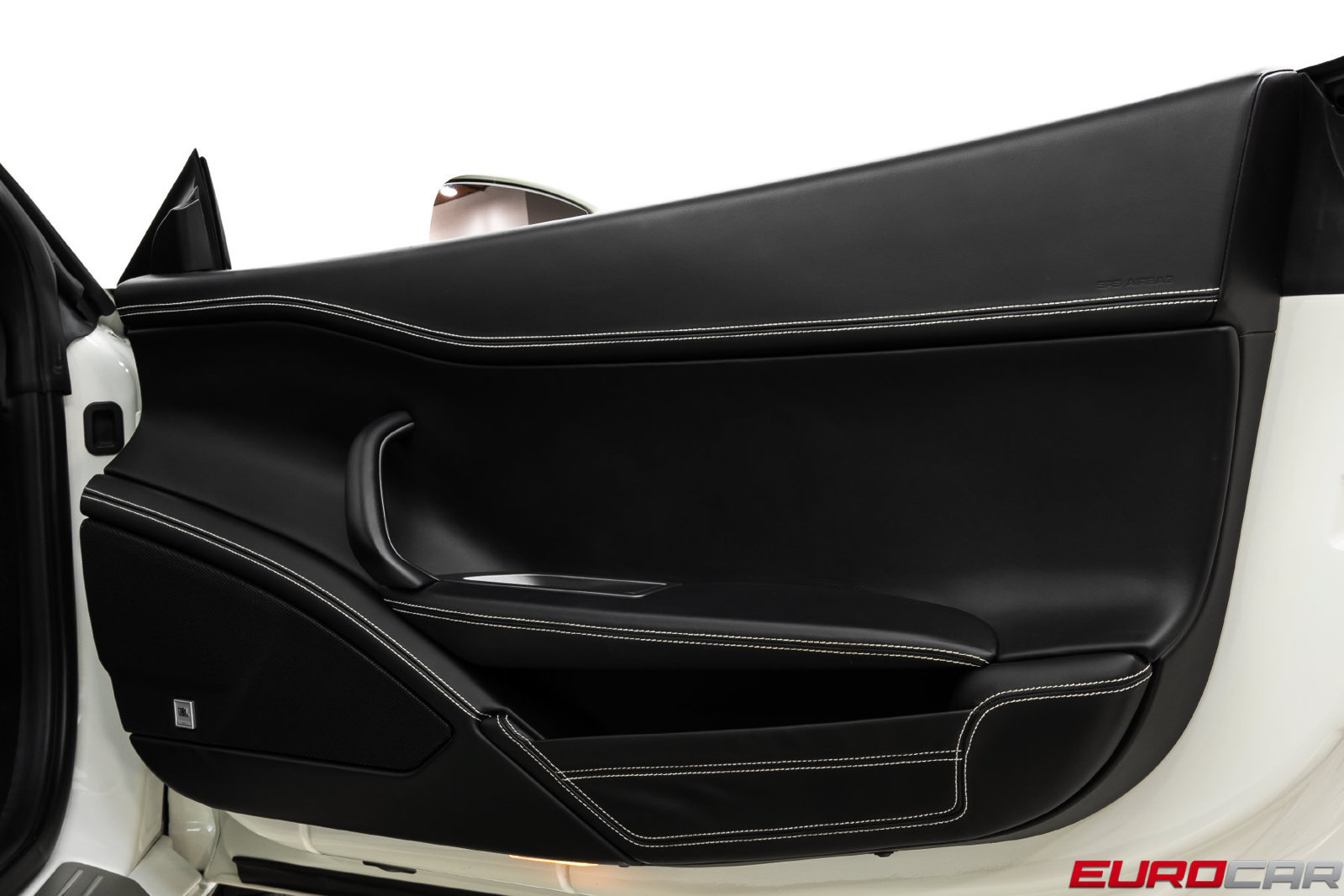 Used 2015 Ferrari 458 Italia Coupe RWD image 27