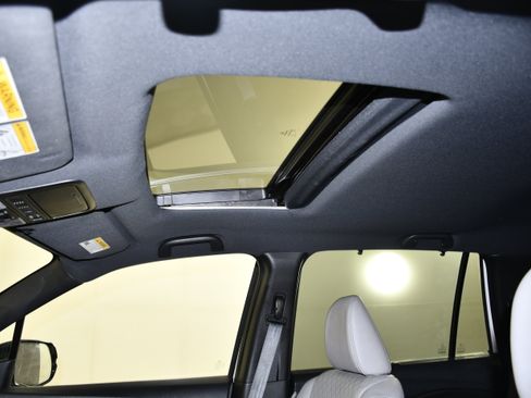 Certified 2023 Honda Passport Elite image 41