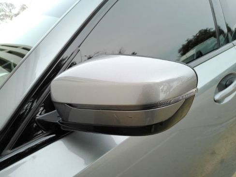 Used 2023 BMW 330i Sedan w/ Driving Assistance Package image 15