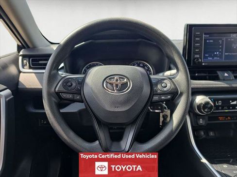 Certified 2021 Toyota RAV4 LE AWD/4WD image 14