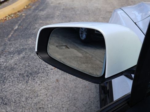 Used 2022 Tesla Model X image 38