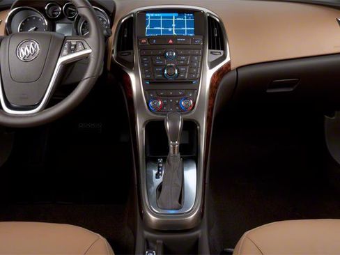 Used 2013 Buick Verano Leather FWD image 55