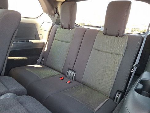 Used 2020 Nissan Pathfinder SV AWD/4WD image 12