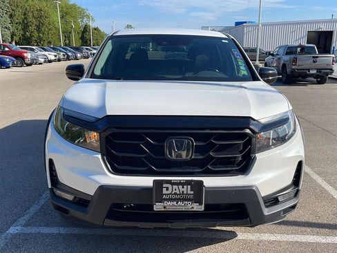 Used 2021 Honda Ridgeline Sport image 2