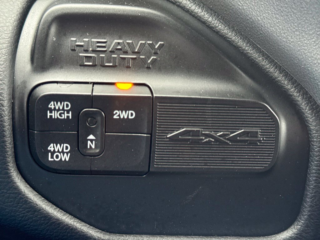 Used 2022 RAM 2500 Laramie AWD/4WD image 23
