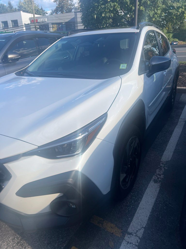 Used 2024 Subaru Crosstrek 2.5i Limited AWD/4WD image 2