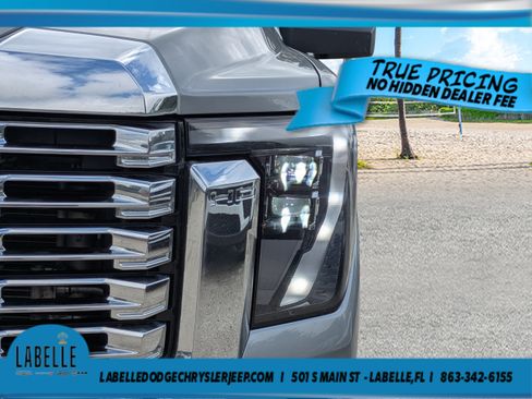 Used 2025 GMC Sierra 2500 Denali w/ Technology Package AWD/4WD image 31