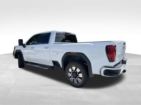 Used 2024 GMC Sierra 2500 Denali w/ Denali Reserve Package AWD/4WD image 5