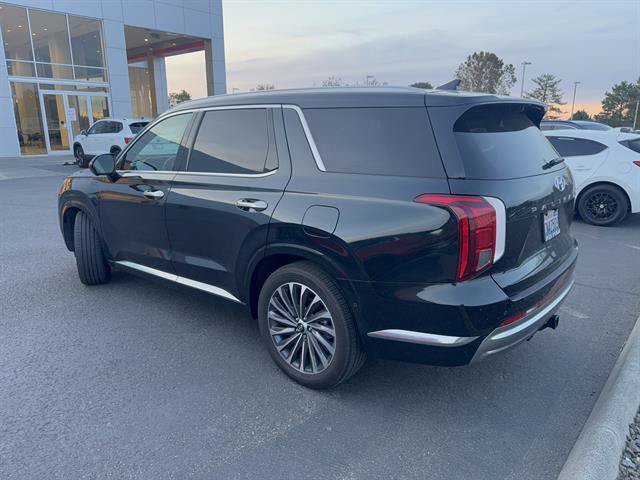 Used 2024 Hyundai Palisade Calligraphy AWD/4WD image 4