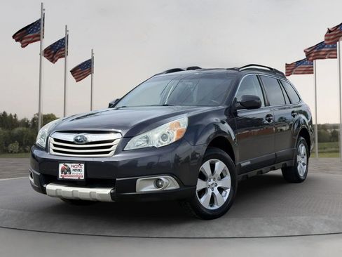 Used 2012 Subaru Outback 2.5i Limited w/ Moonroof Pkg image 1