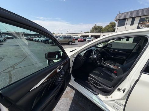 Used 2019 INFINITI Q50 Luxe w/ Essential Package (3.0T Luxe) RWD image 24