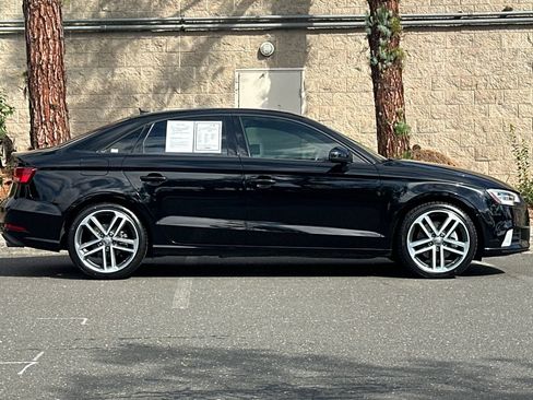 Used 2018 Audi A3 2.0T Premium AWD/4WD image 2