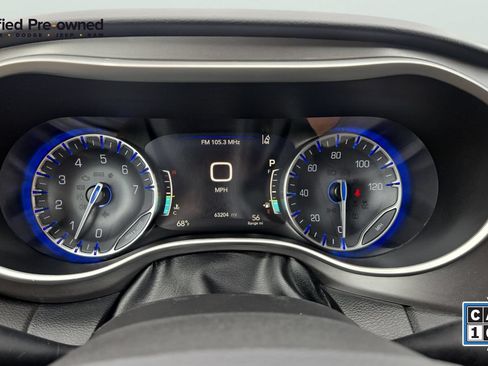 Certified 2024 Chrysler Pacifica Touring-L FWD image 18
