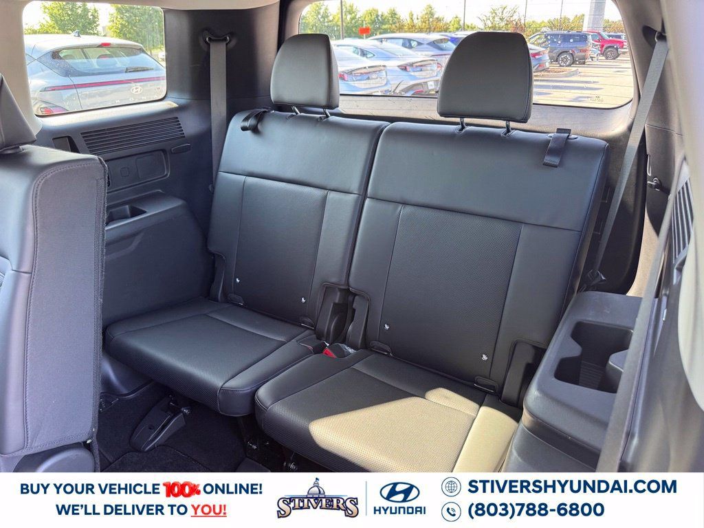 Used 2024 Hyundai Santa Fe SEL FWD image 24