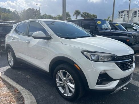 Used 2023 Buick Encore GX Preferred w/ Cold Weather Comfort Package image 2