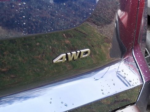 New 2026 Nissan Pathfinder SV image 6