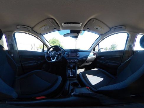 Used 2025 Nissan Versa SV FWD image 41