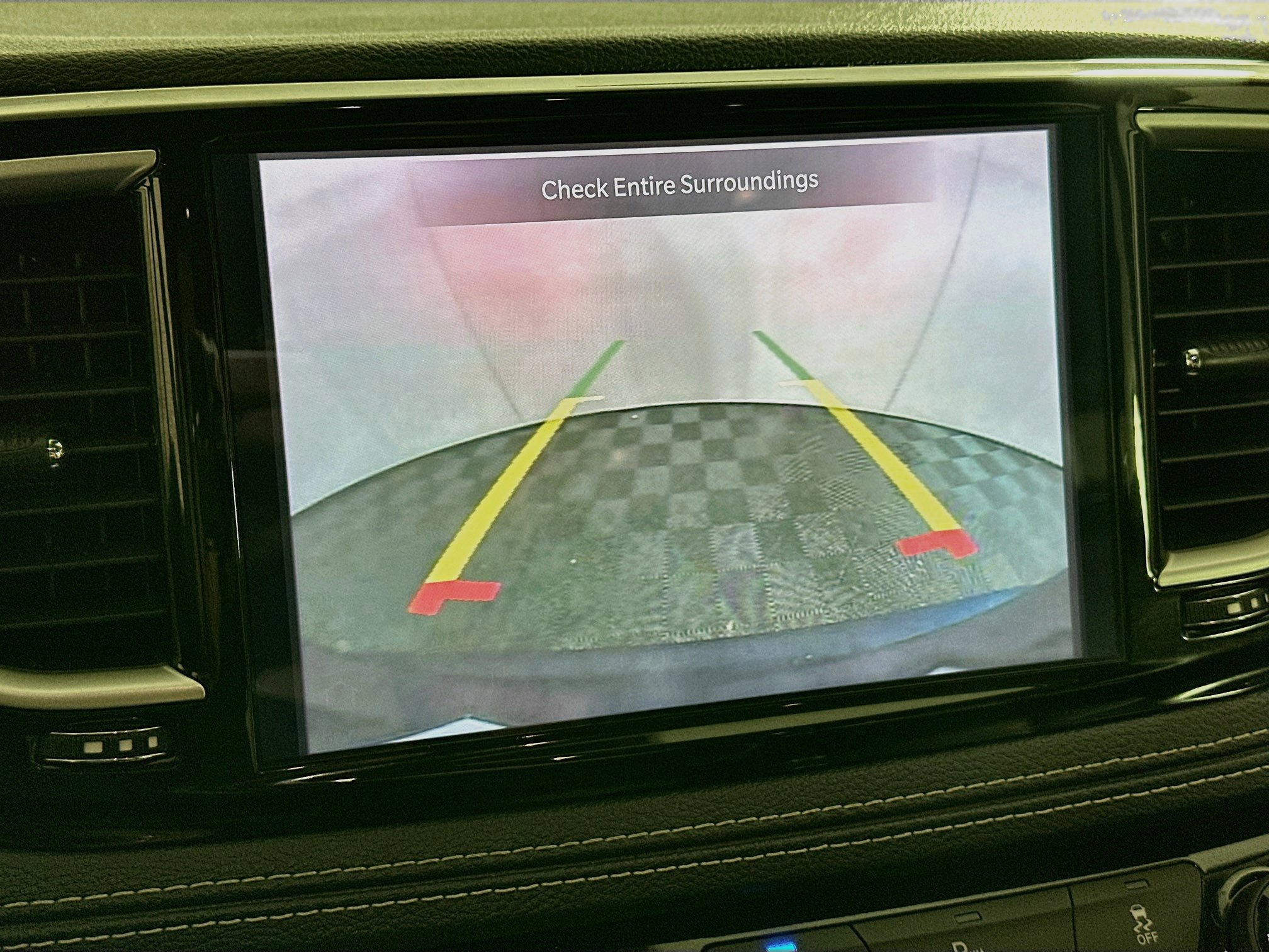Used 2023 Chrysler Pacifica Touring-L FWD image 22