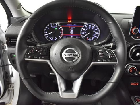 Certified 2022 Nissan Sentra SV w/ Trunk Package FWD image 15