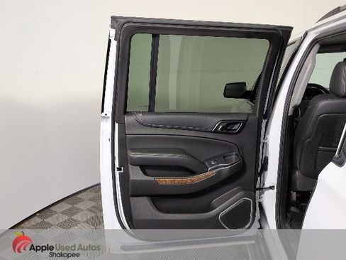 Used 2016 Chevrolet Suburban LTZ AWD/4WD image 32