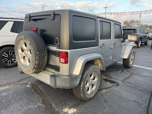 Used 2015 Jeep Wrangler Unlimited Sahara w/ Connectivity Group image 2