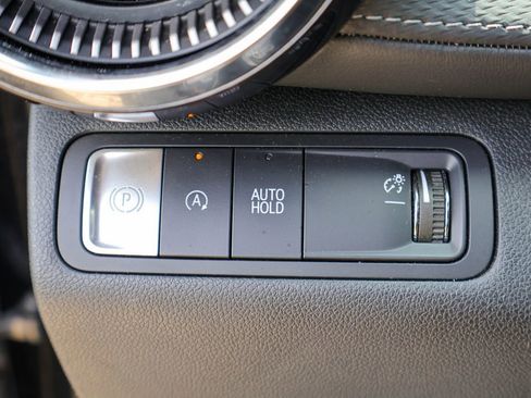 Used 2025 Chevrolet Equinox LT FWD image 17