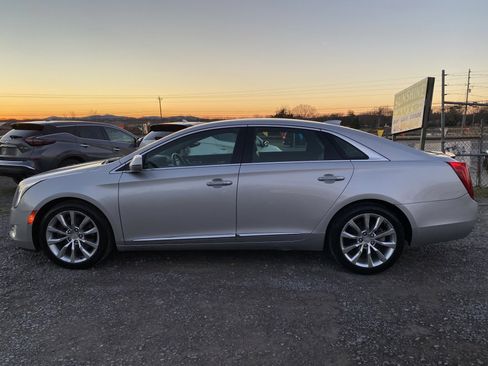 Used 2017 Cadillac XTS Luxury image 8