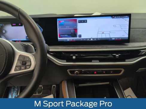 Used 2024 BMW X5 M60i image 21