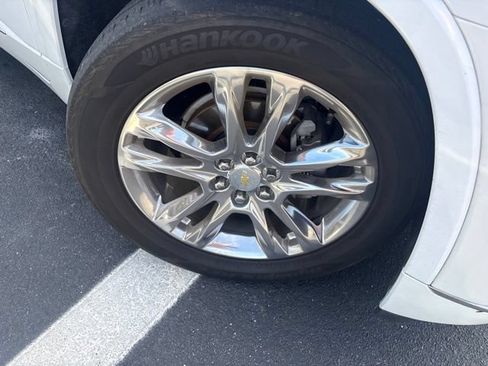 Used 2018 Chevrolet Traverse High Country AWD/4WD image 4