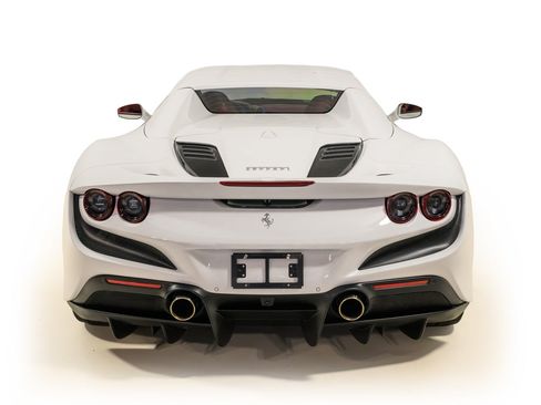 Certified 2023 Ferrari F8 Tributo RWD image 14