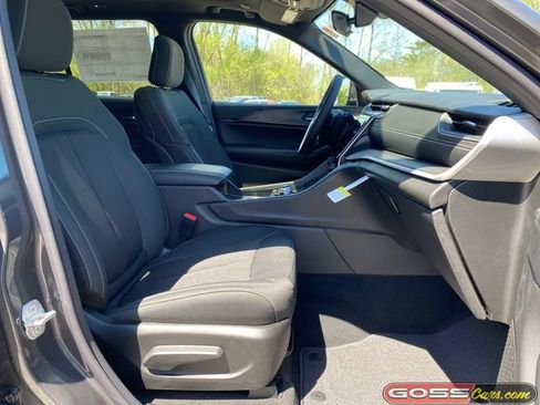 New 2026 Jeep Grand Cherokee Laredo X AWD/4WD image 6