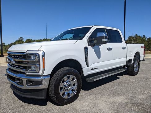 Used 2023 Ford F250 Lariat w/ Chrome Package image 66