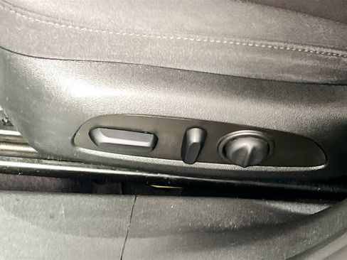 Used 2023 Chevrolet Malibu LT image 15