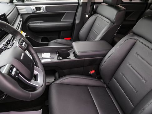 Certified 2026 Hyundai Santa Fe Limited AWD/4WD image 17