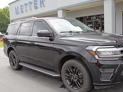 Used 2022 Ford Expedition XLT RWD image 10