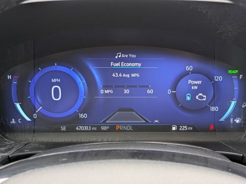 Used 2021 Ford Escape Titanium FWD image 29