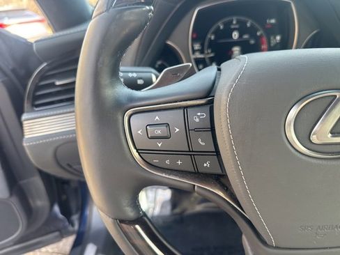 Used 2022 Lexus LS 500 AWD image 19