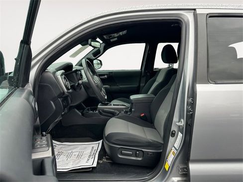 Used 2021 Toyota Tacoma SR5 image 9